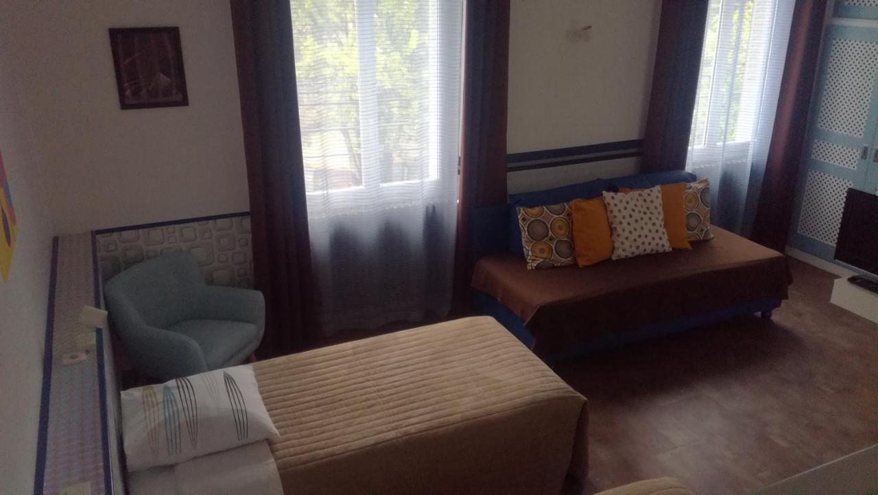 Chambres D'Hotes Les Muriers Роман-сюр-Изер Экстерьер фото