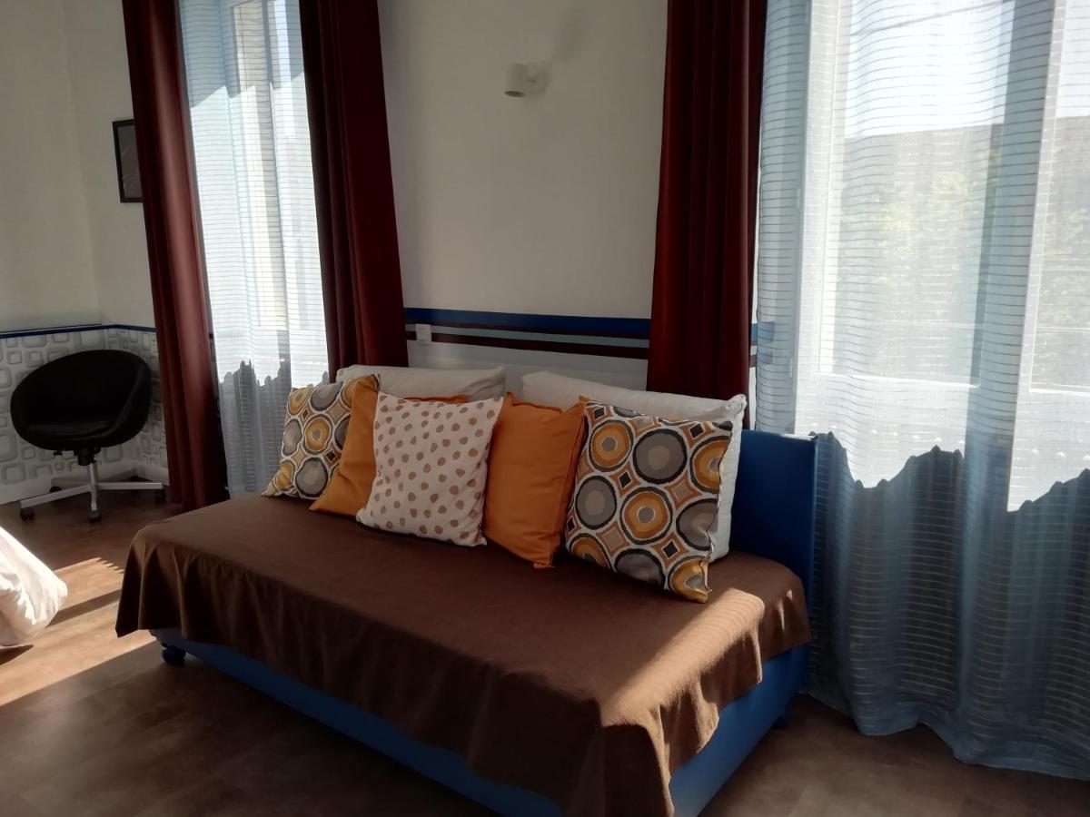 Chambres D'Hotes Les Muriers Роман-сюр-Изер Экстерьер фото